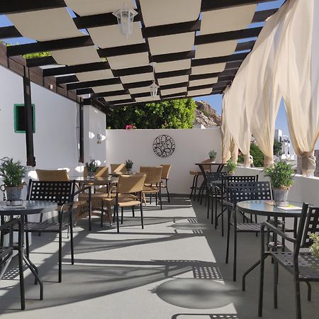 Xenones Lindos Aparthotel Kültér fotó