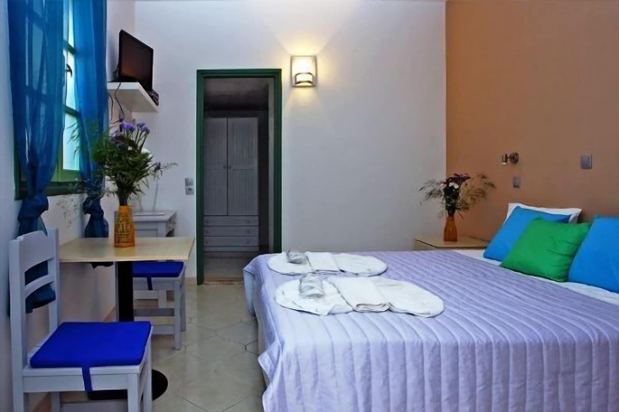 Xenones Lindos Aparthotel Kültér fotó