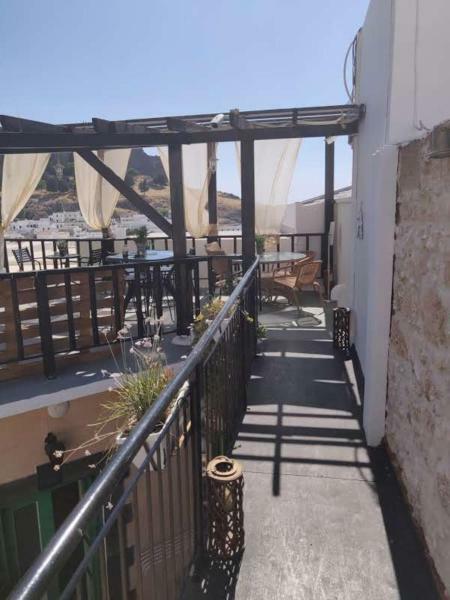 Xenones Lindos Aparthotel Kültér fotó