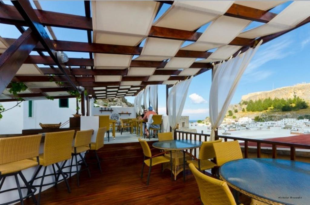 Xenones Lindos Aparthotel Kültér fotó